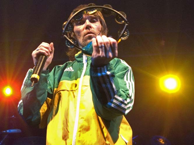 The Stone Roses famously fell out with their label Silverstone Records after the release of their debut album. The band then broke into their offices and covered everything in paint. 
